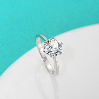 Moissanite Stud Ring